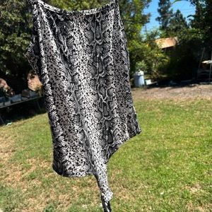 snake skin body suit🐍